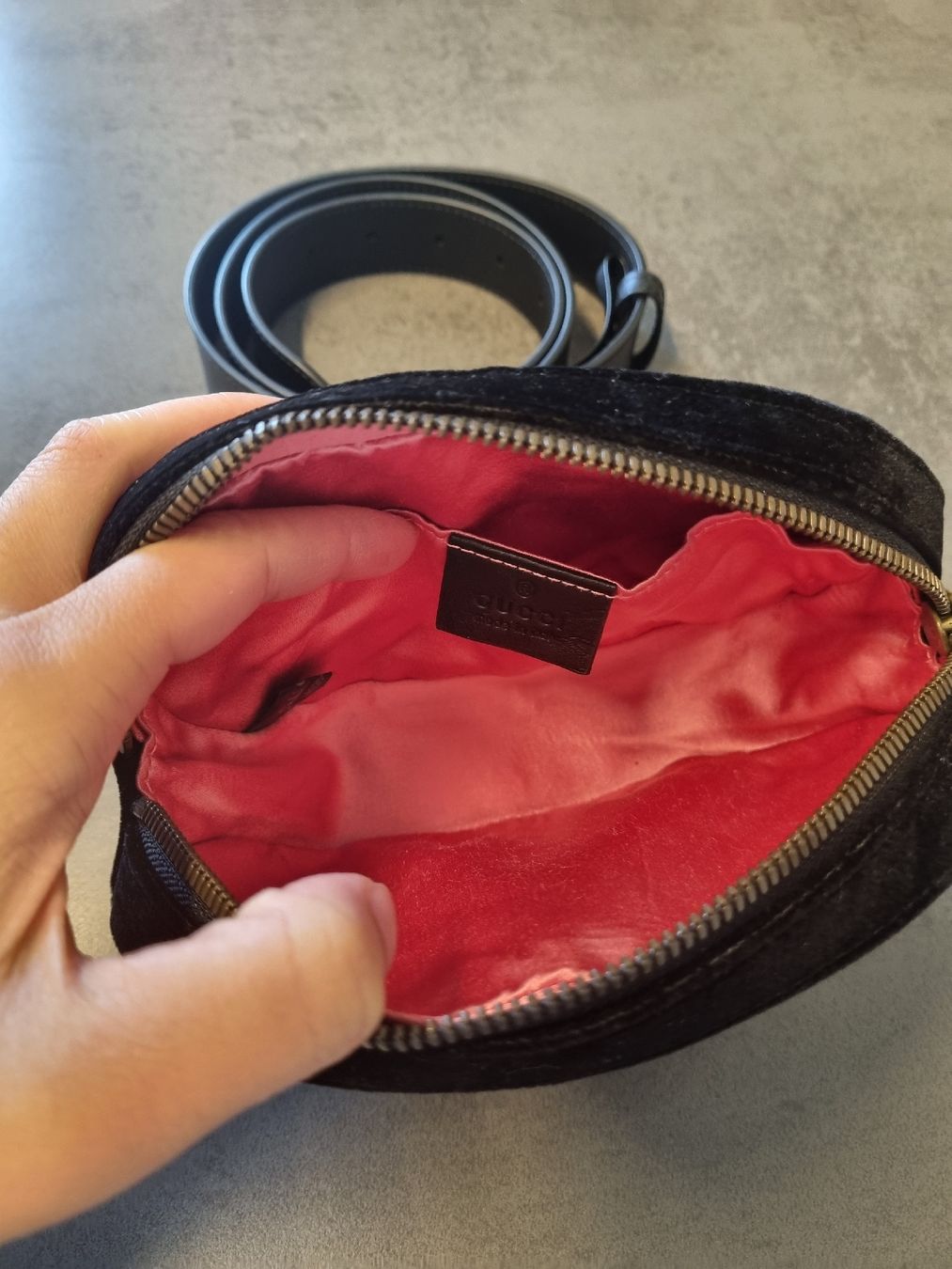 Gucci Borse da donna: Gucci Gürteltasche Marmont Samt Schwarz – Usato da Horw venduto da sra_wt8j 3