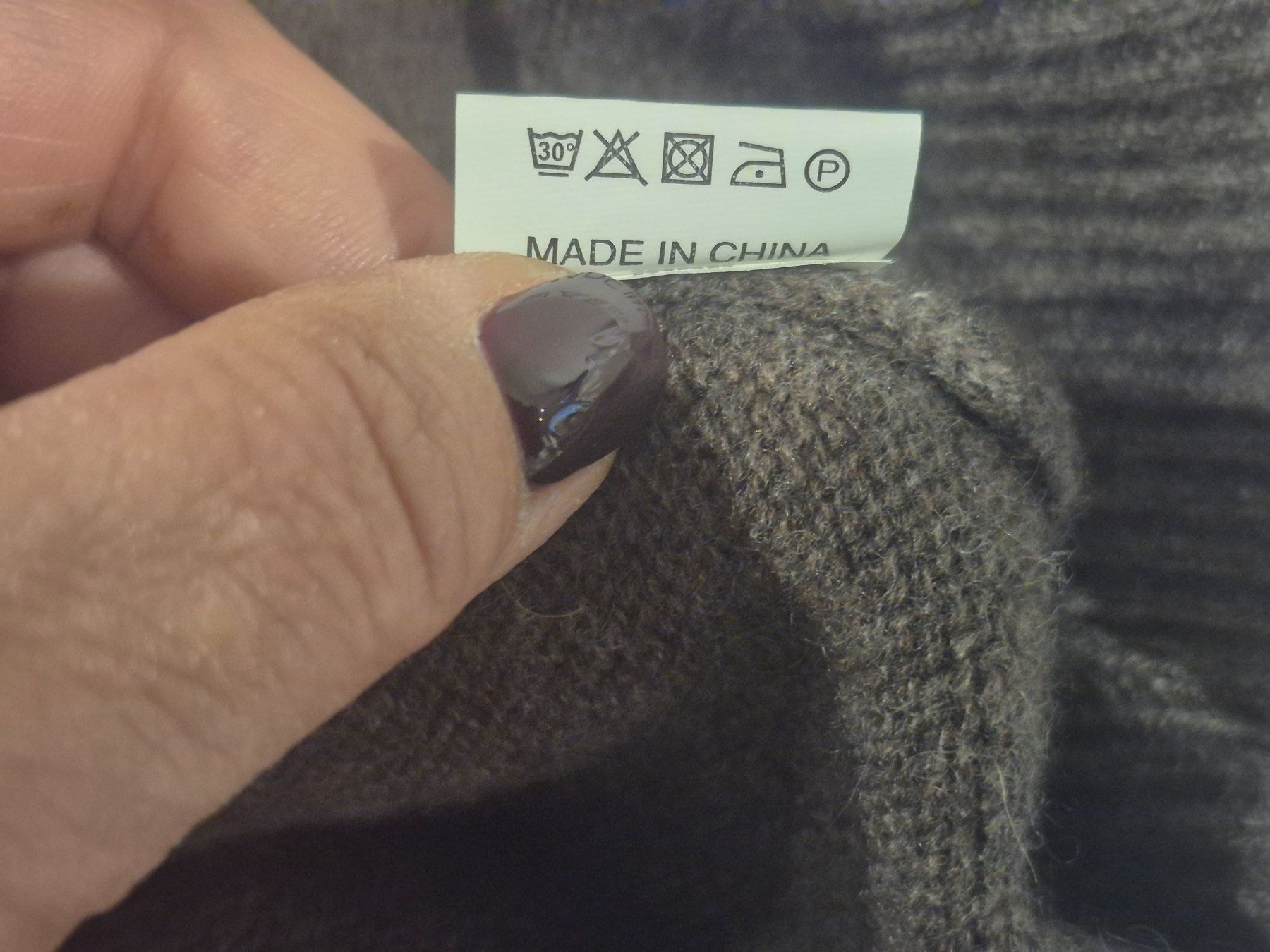 Pulls & Sweat-shirts: Damen Pullover braun mit Wasserfallkragen Kaschmere – D'occasion à Zürich par Roberto040 6