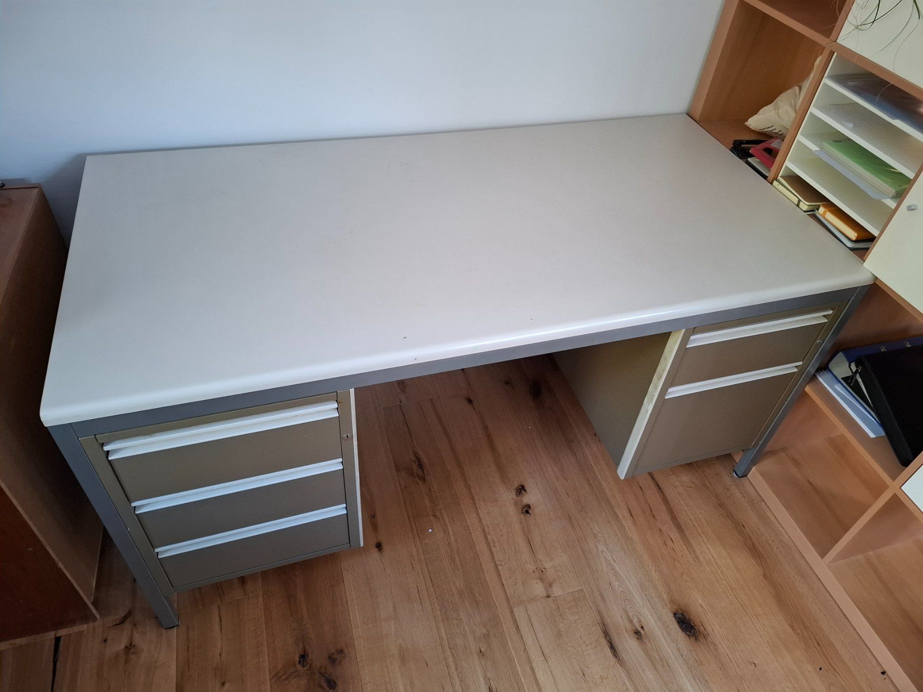 Schreibtische: Bürotisch – Gebraucht aus Engelberg von Tom871 1