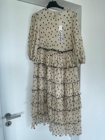 Ganni Kleid mit Punkten / Polka Dots