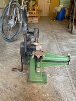 Landis Model 25 Schuhmacher-Rismaschine / Lederpresse (Hand)