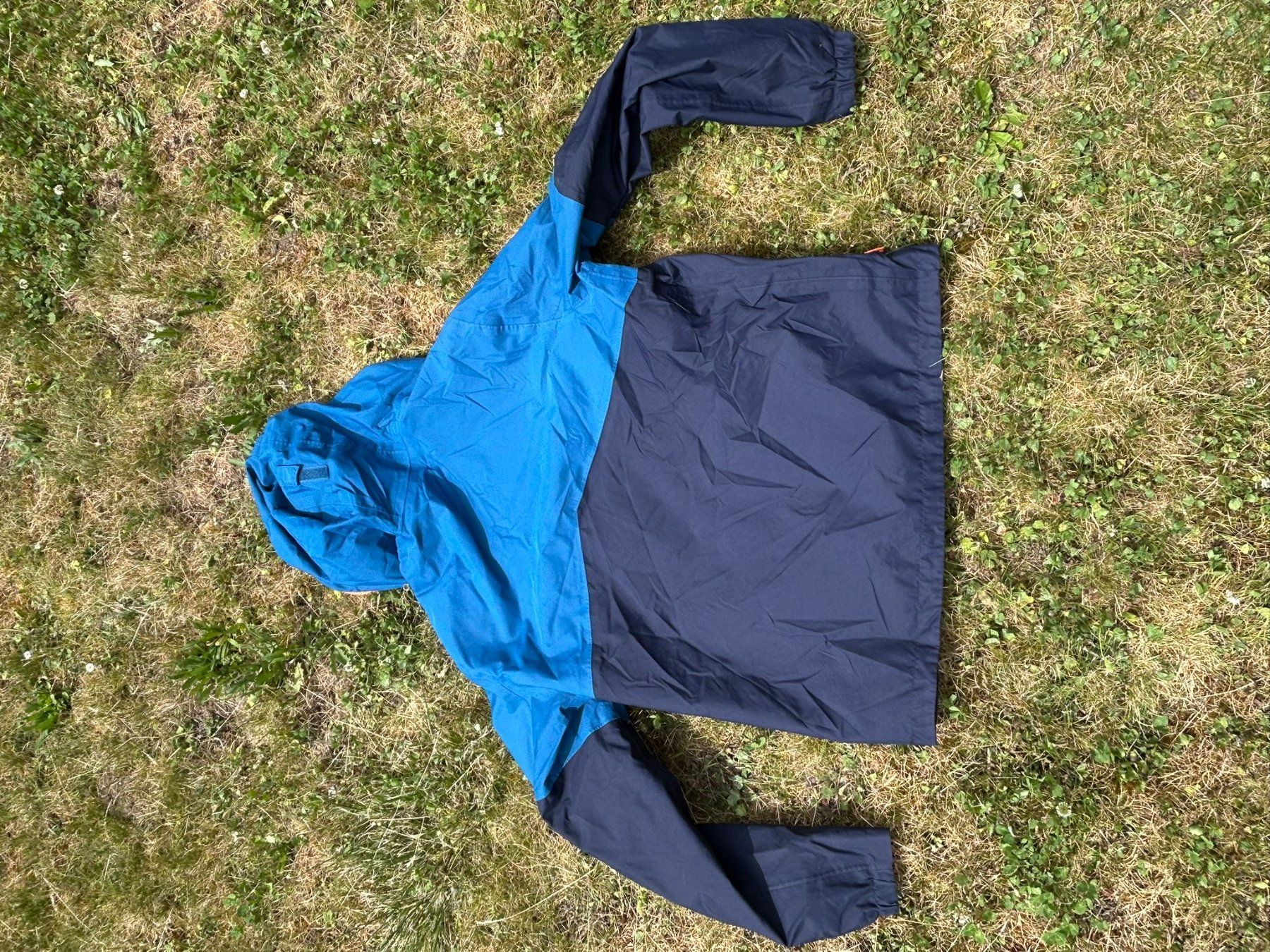 Decathlon Vestes: Regenjacke – D'occasion à Winterthur par MariannaHofer