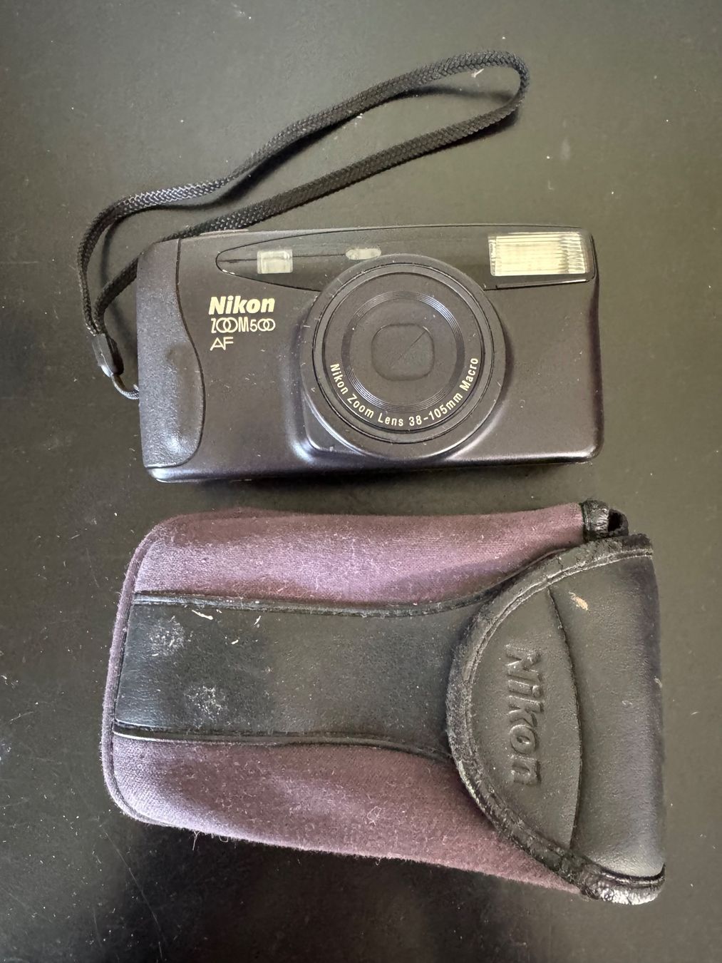 Nikon Fotocamera: Nikon Zoom 500AF Analogkamera – Usato da Zürich venduto da Skalandianer
