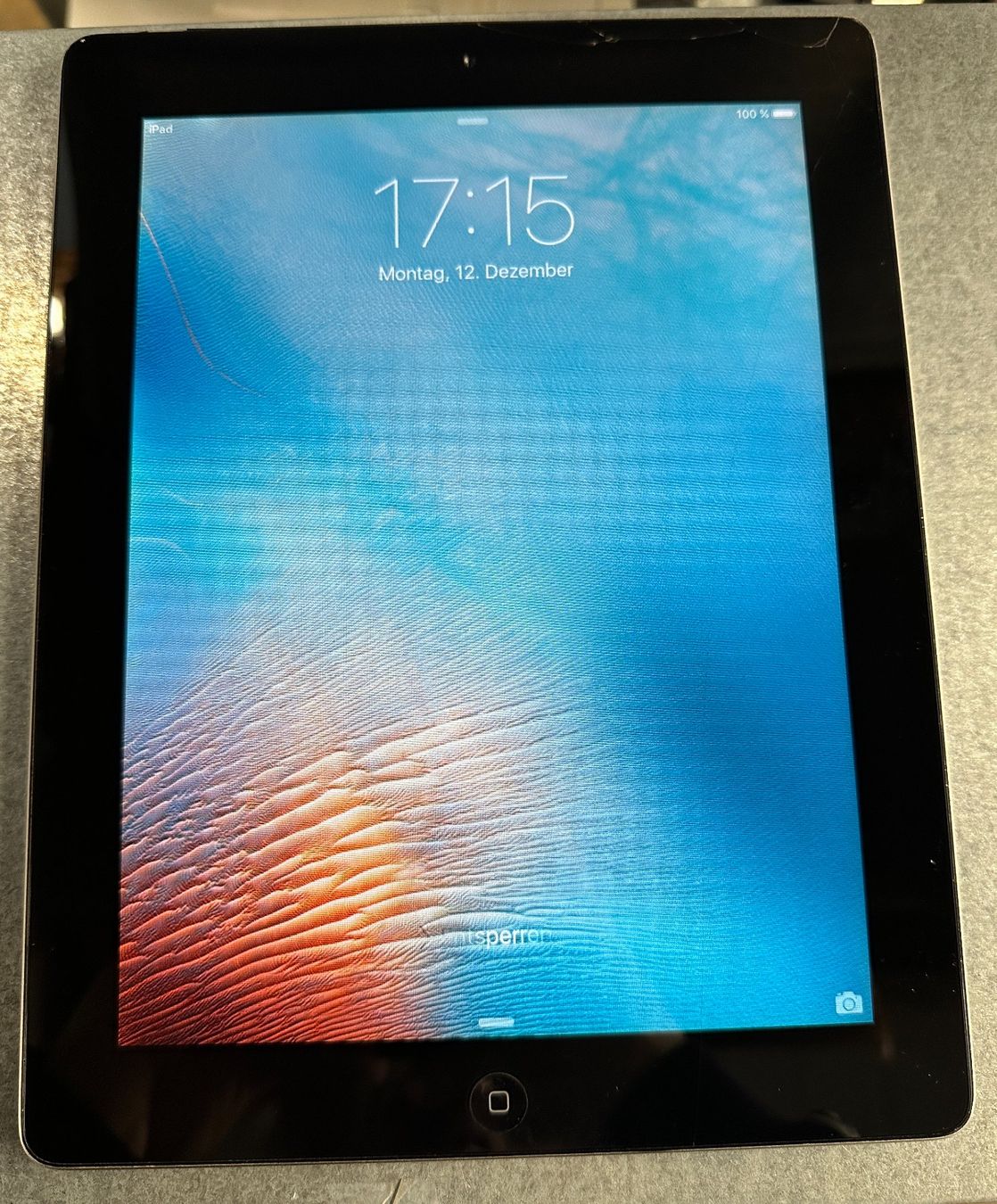 Apple Tablet PC: Apple iPad 2, 32GB, WIFI, Schwarz – Usato da Basel venduto da protekto