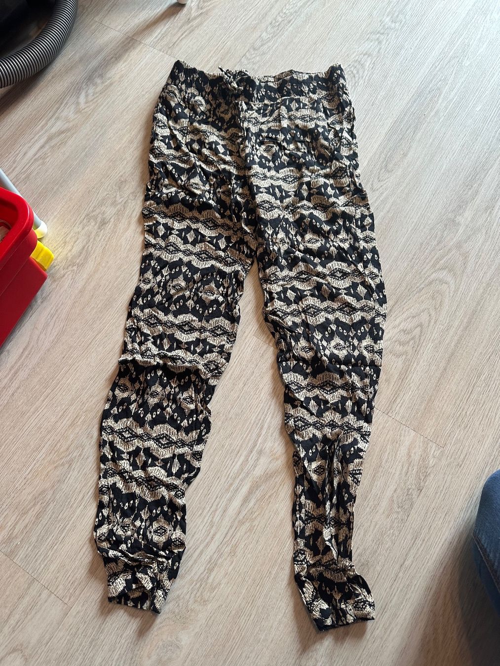 Lotti di vestiti: Kleiderpaket Hosen  /   Grösse: 36 – Usato da Oberhofen Thun'see venduto da ClaudiaKelesh 6