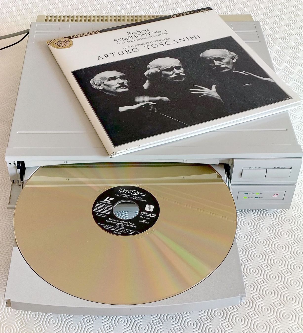 Philips Sistemi audio & multimediali: Philips VP 380 Multi Standard Laser Disc Drive – Usato da Zürich venduto da Oscarlatti 2