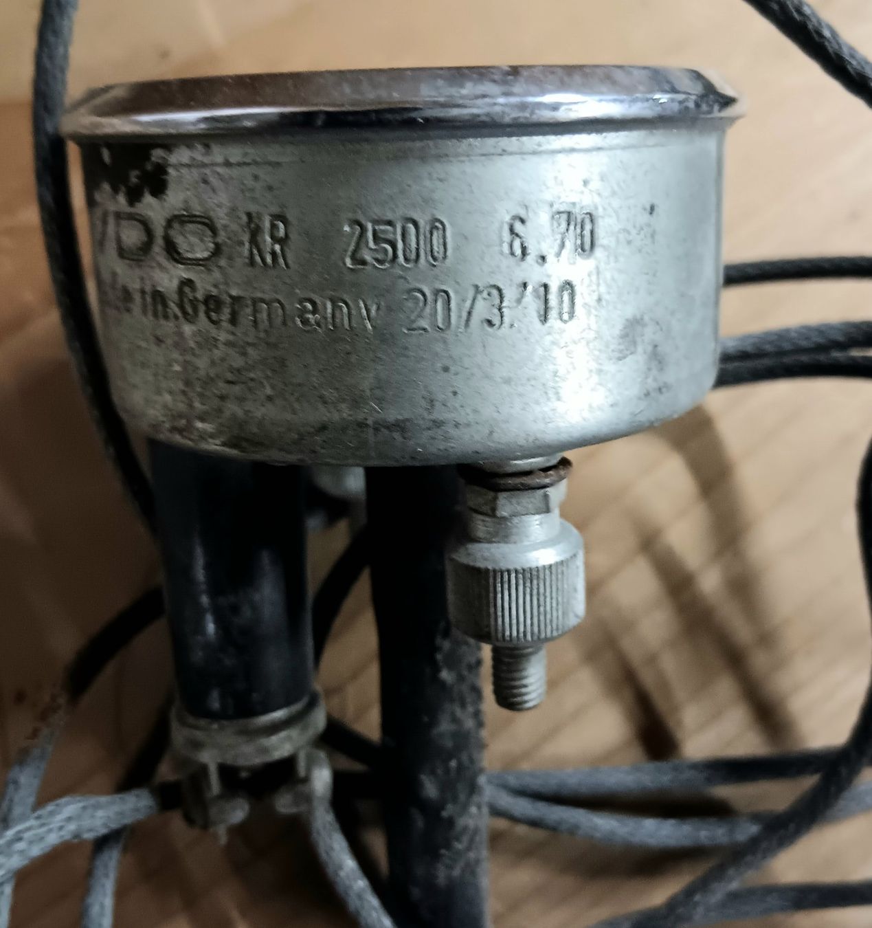 Alle Autoersatzteile: Temeraturanzeige Instrument VDO Traktor Auto Oldtimer – Gebraucht aus Lichtensteig von B-B-Bier 4