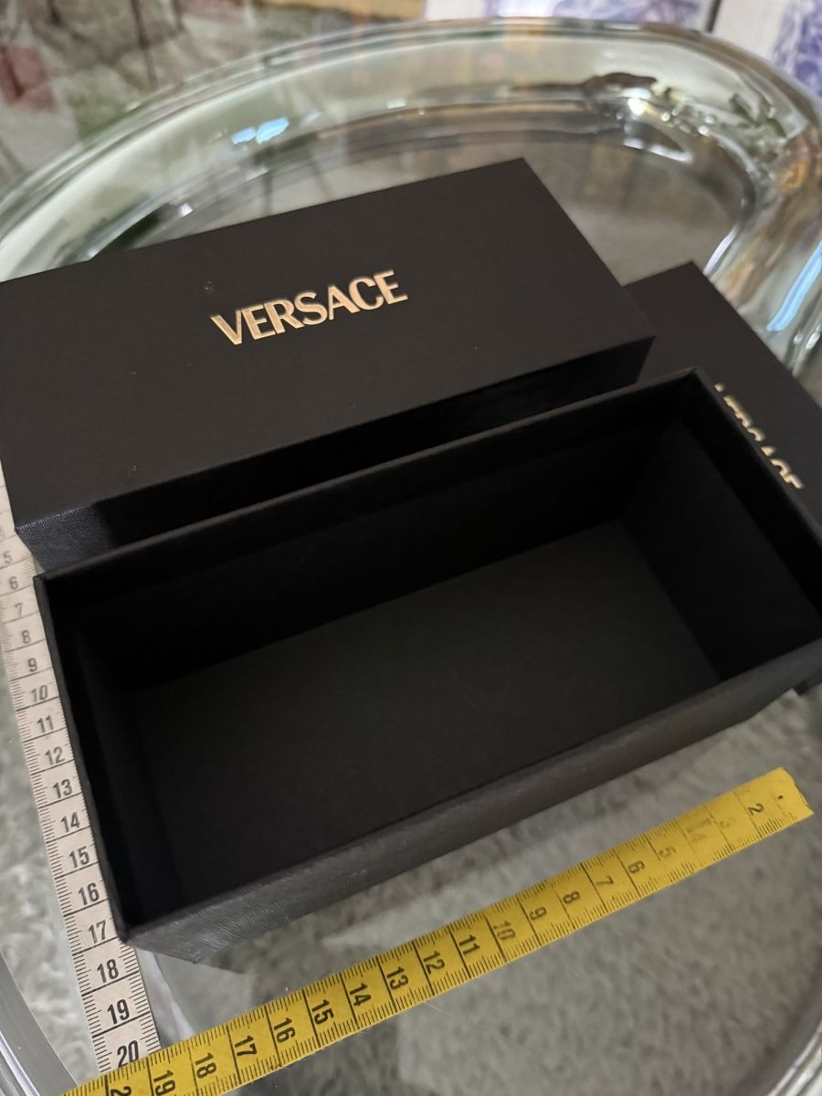 Versace Lotti di vestiti: VERSACE SUNGLASSES BOX – Nuovo (secondo la descrizione) da Baden venduto da agora_newgeneration 3