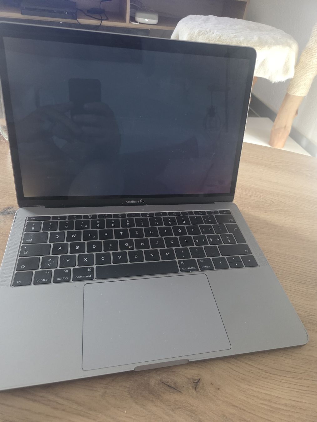Apple Notebooks: MacBook Pro – Defekt aus Rapperswil BE von Nico00.