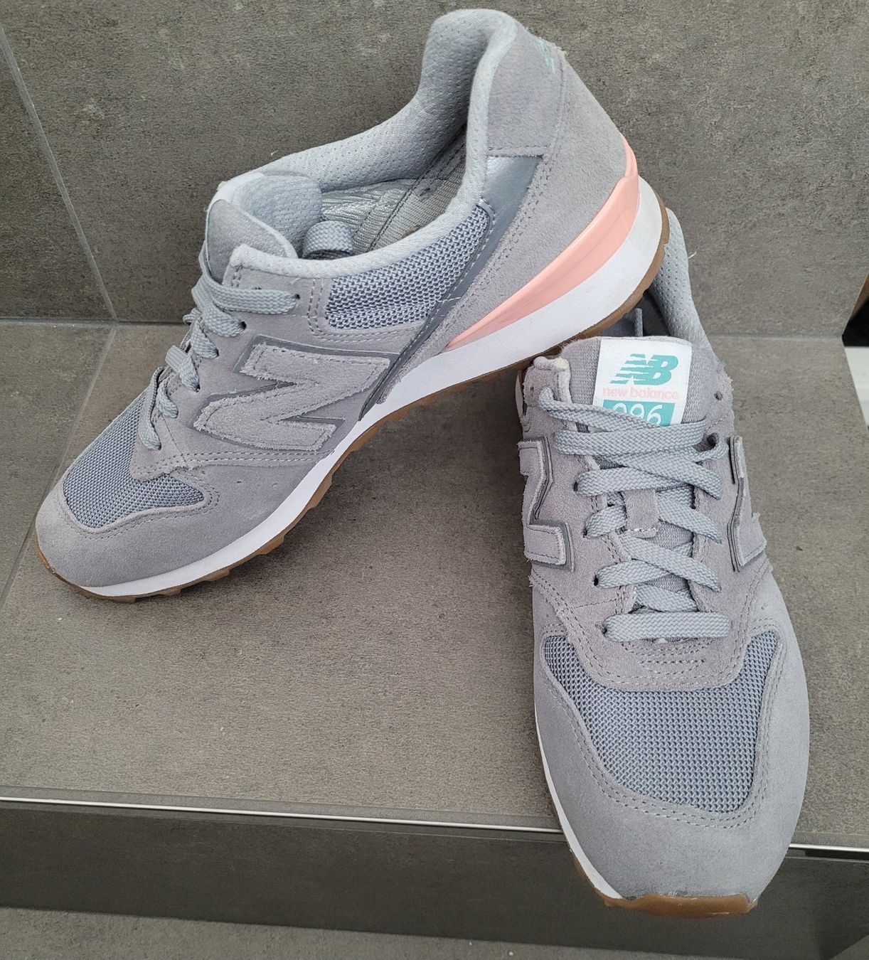 New Balance Scarpe da donna: New Balance Damen Grösse 40.5 – Nuovo (secondo la descrizione) da Bennau venduto da Moonshine_68 2