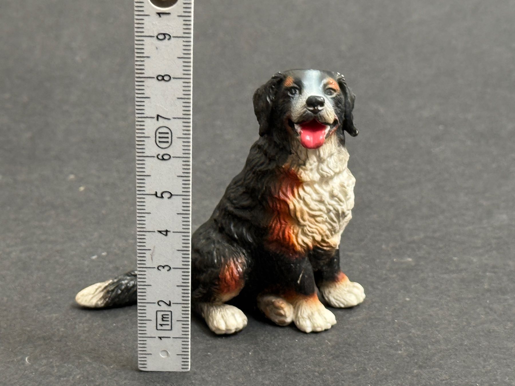 Schleich Figuren: Schleich Berner Sennenhund 16316 sitzend Hund – Gebraucht aus Ennetbaden von mapa05 1