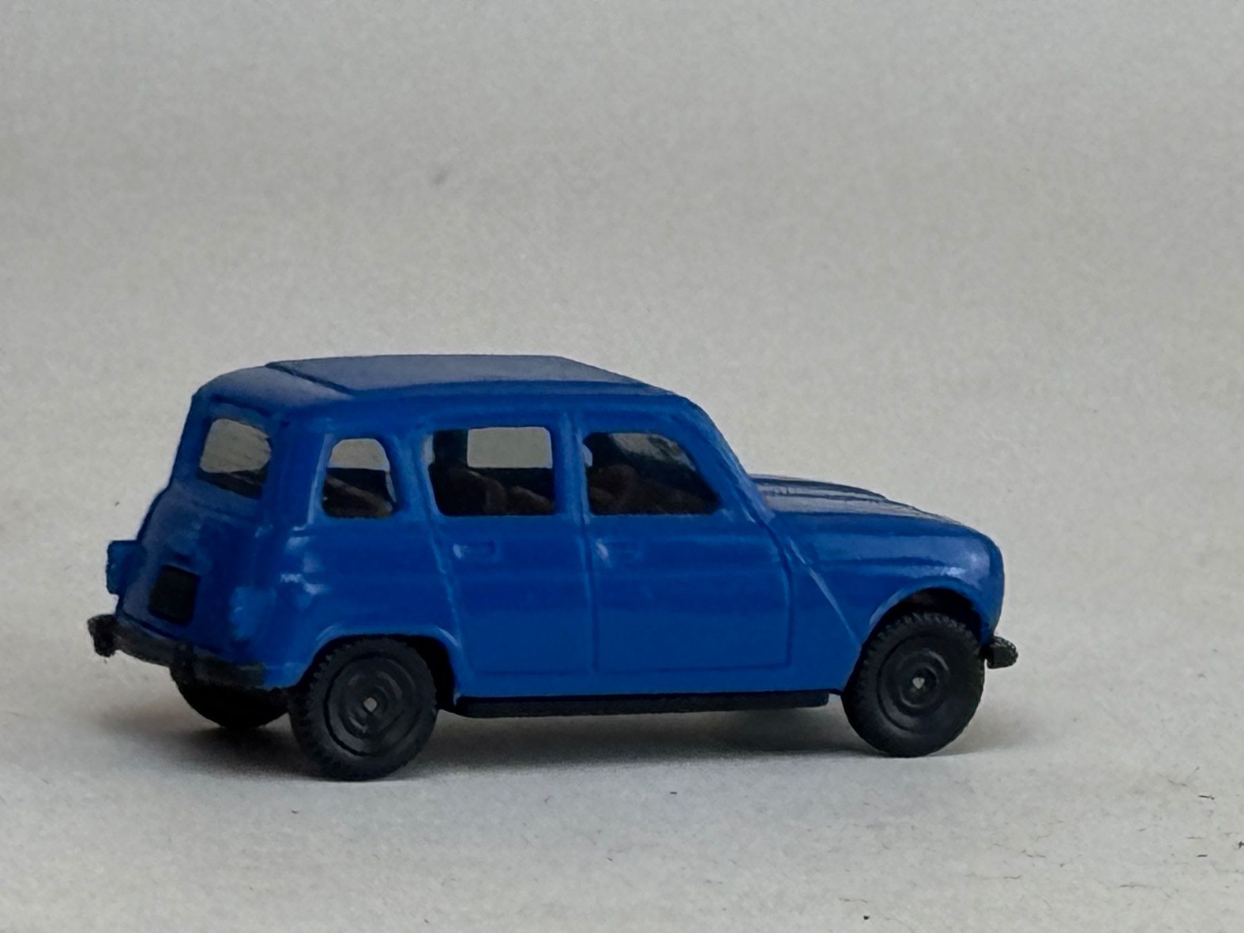 Herpa Modellini d'auto: VE1- Herpa Renault R 4 blau – Usato da Elm venduto da Wikmtz 1