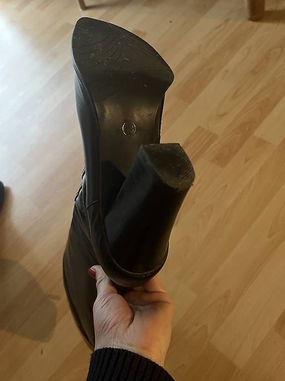 Scarpe da donna: Stiefel Leder – Usato da Zürich venduto da Carlo05101971 1