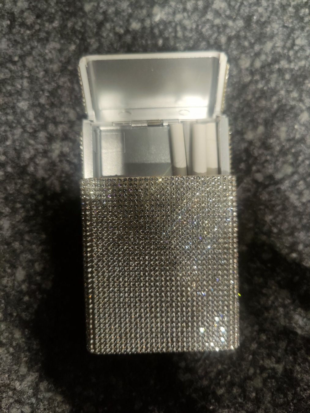 Sonstige Tabakwaren: 💎 Glamouröses Zigarettenetui mit Strass, neu ✨ – Neu (gemäss Beschreibung) aus Romanshorn von Diabolina 3