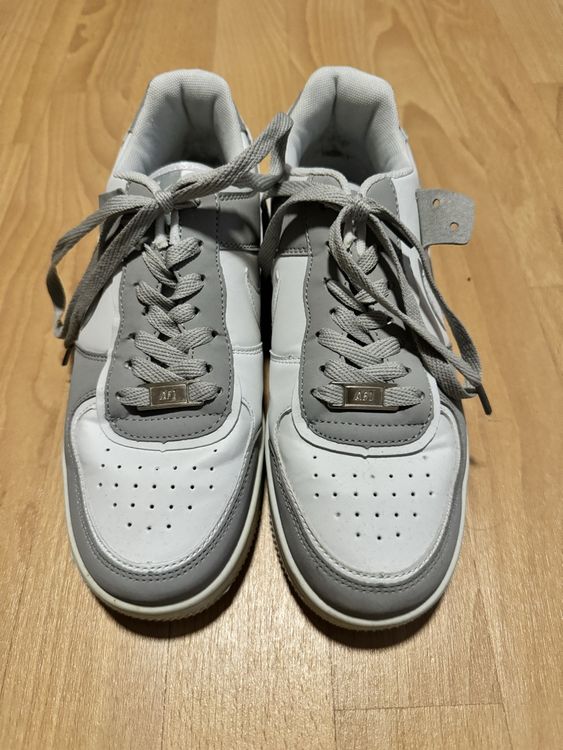 FAKE Nike Air Force 1 Gr. 42 Schuhe Sneaker Acheter sur Ricardo