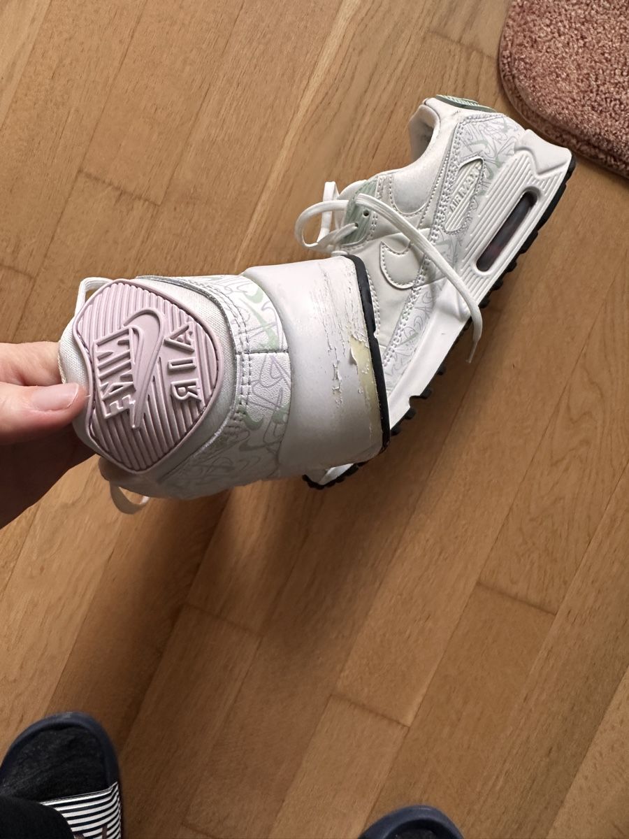 Nike Herrenschuhe: Nike Air Max 90 Sneaker Grösse 43 – Gebraucht aus Altdorf UR von 3beeri 3