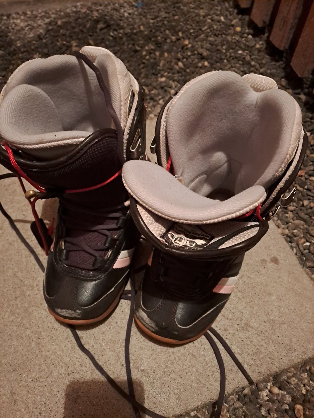 Scarpe da donna: Nitro Snowboard Boots Grösse 38 Damen Schwarz – Usato da Richterswil venduto da nar_7bkx 4