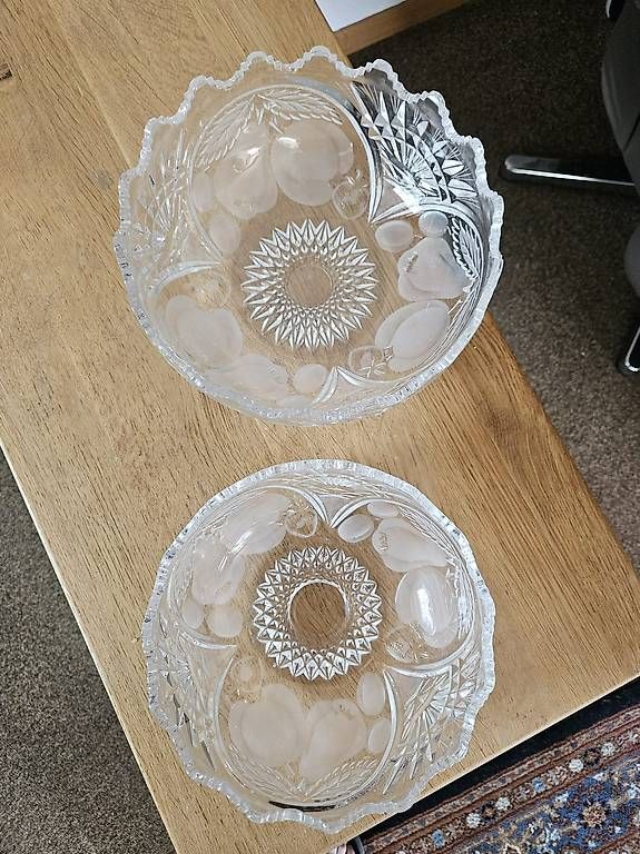 Schalen: Glasschüsseln mit Obst-Optik – Gebraucht aus Birrhard von pas_5sl2