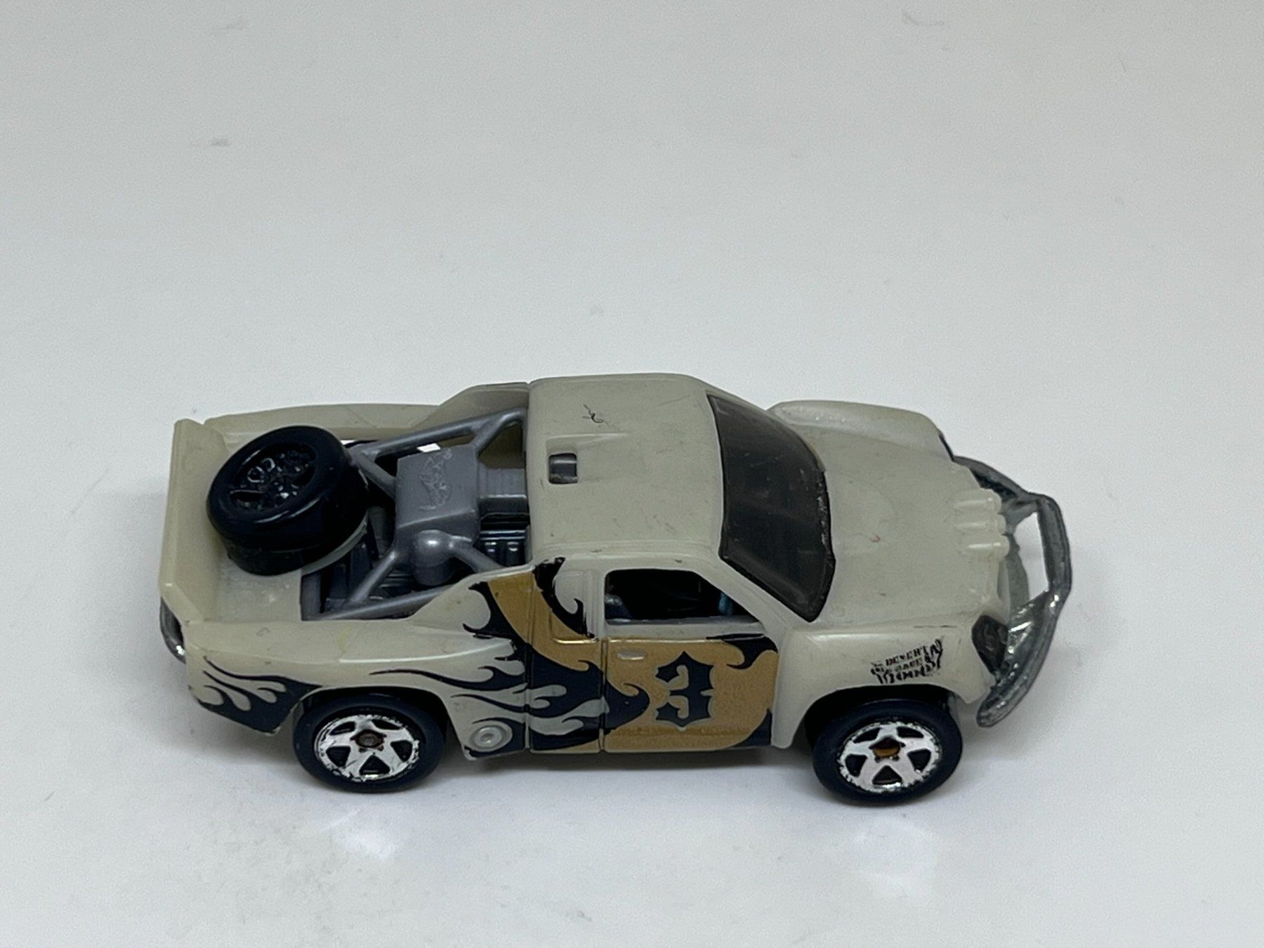 Hot Wheels Voitures modèles: Hot Wheels Off-Track #598 – D'occasion à Wildegg par LaaBoutique 1