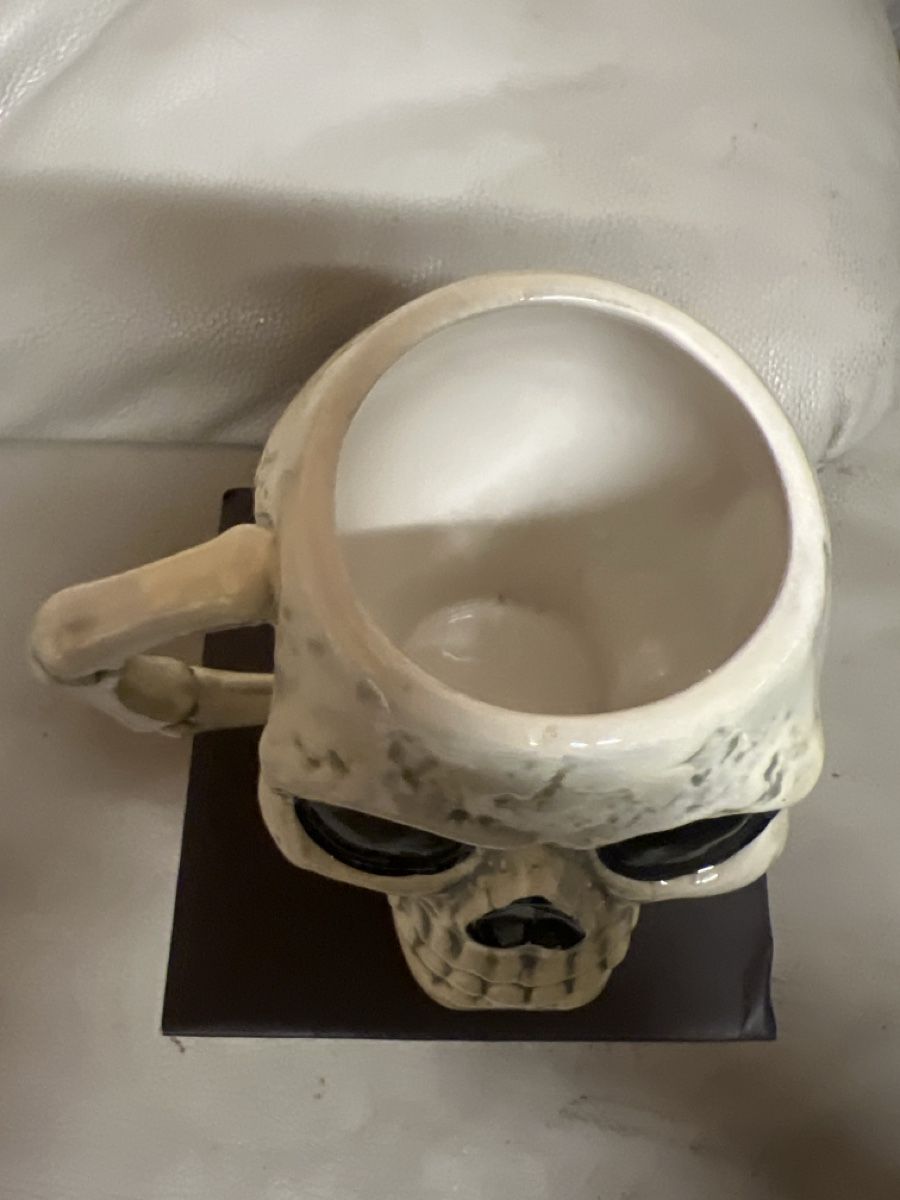 Tazze: Kaffee Tasse Schädel-Design, neu (k) – Nuovo e nell'imballaggio originale da Rorschach venduto da TimelessTrading 2