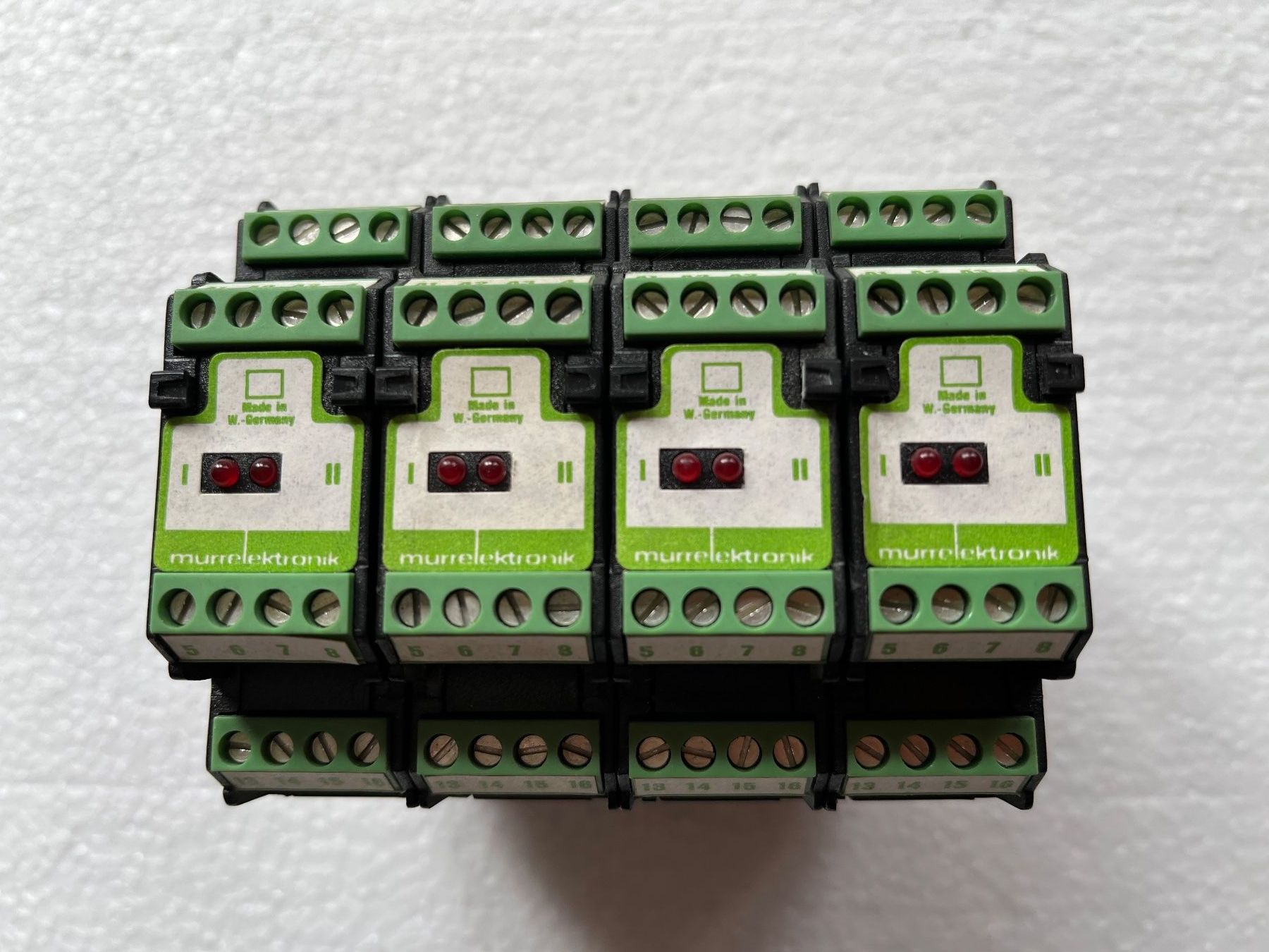 Composants électroniques: Sicherheitsrelais "Murr" – Neuf (Voir description) à Küblis par hypofacto