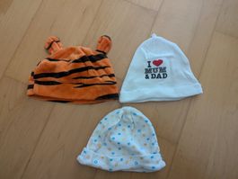 3 Baby Mützen Kinder Mützen Grösse 50/56 super Zustand