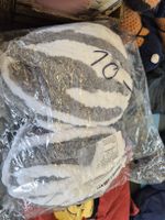 Flauschiges Garn, Grau-Weiss gestreift - NEU! 1000g 🧶🧵🪡