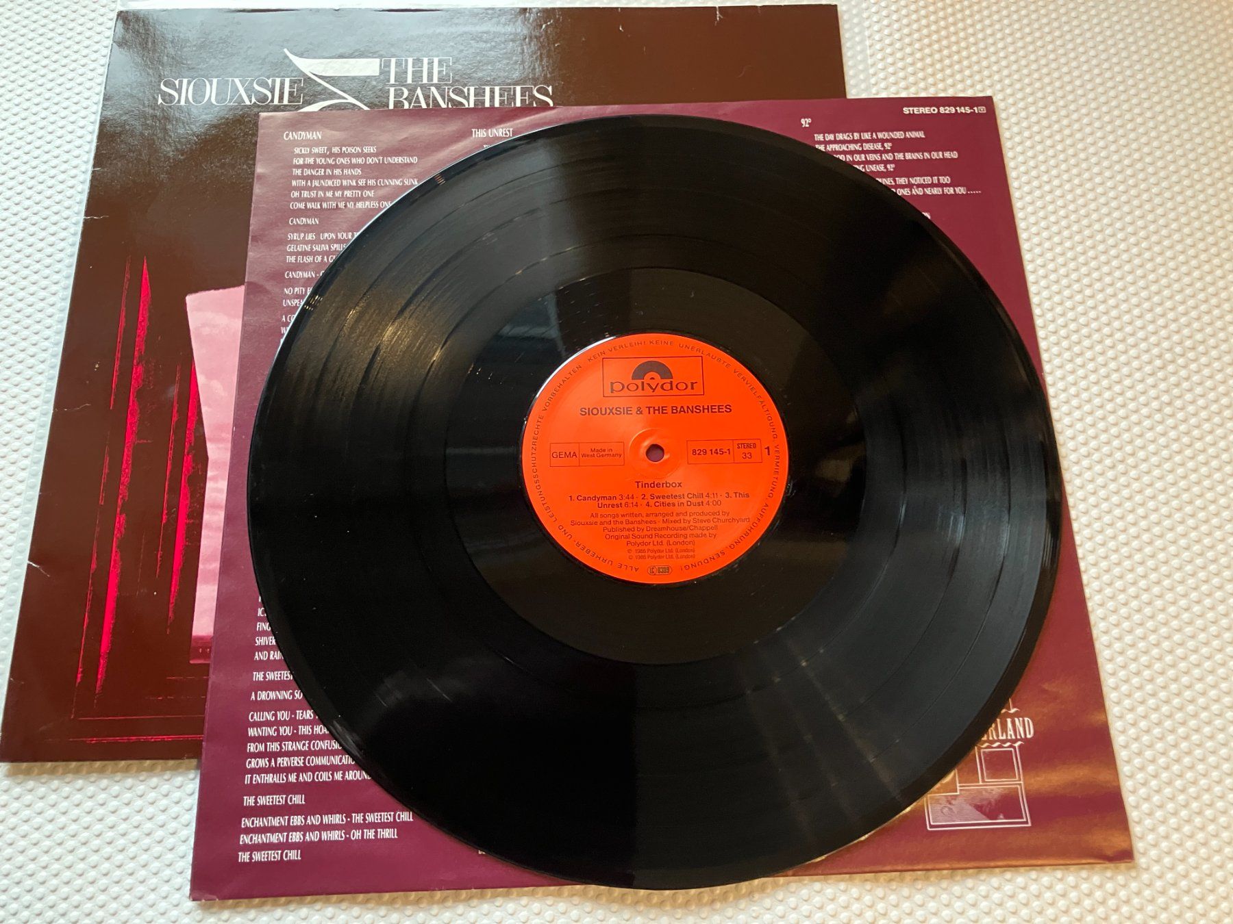 Schallplatten: Siouxsie And The Banshees – Gebraucht aus Aarwangen von Jukebox3 5