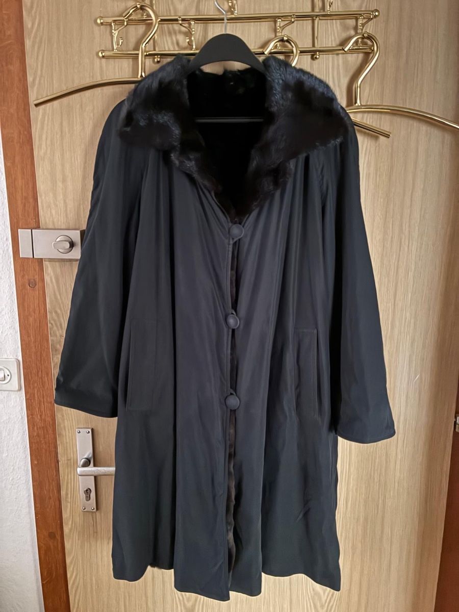 Mäntel: Pelisse doublure vison taille 40 – Gebraucht aus Genève von irissette