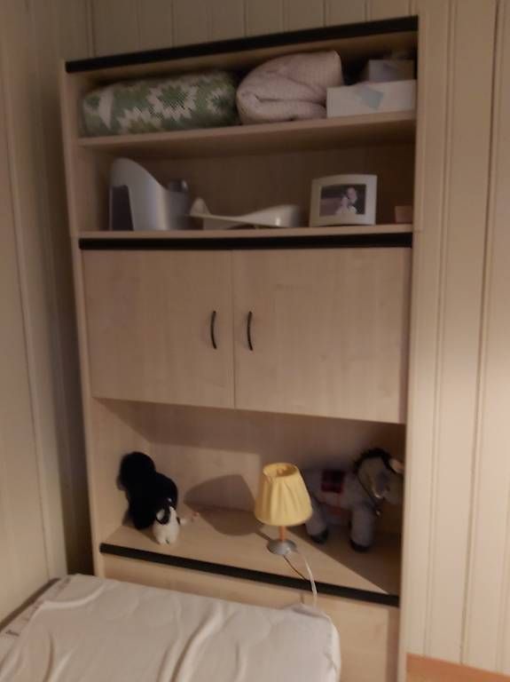 Schränke: Schrank  – Gebraucht aus Salmsach von bri_2l69 1
