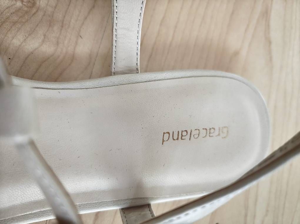 Graceland Damenschuhe: Sandalen beige Gr 41 NEU! – Neu und originalverpackt aus Münchenstein von sterni_0813 3