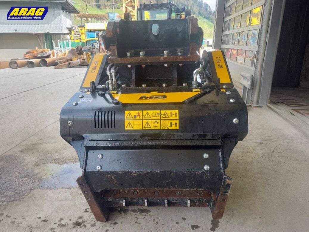 Tutte le macchine: MB Crusher BF90.3 Backenbrecherlöffel – Usato da Hasle LU venduto da Arag08 1