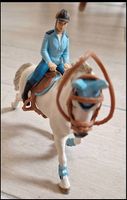 Schleich - Cavalière de compétition avec son cheval