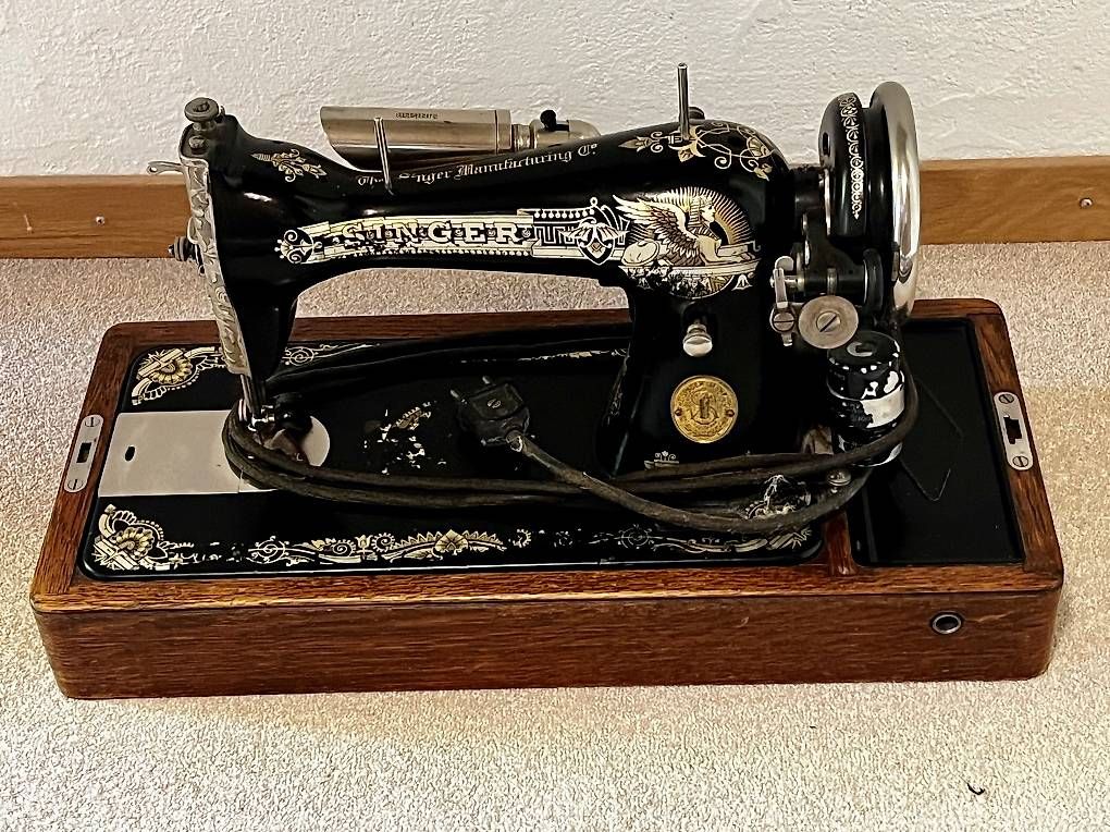 Macchine da cucire: alte Nähmaschine – Usato da thun venduto da musefan61