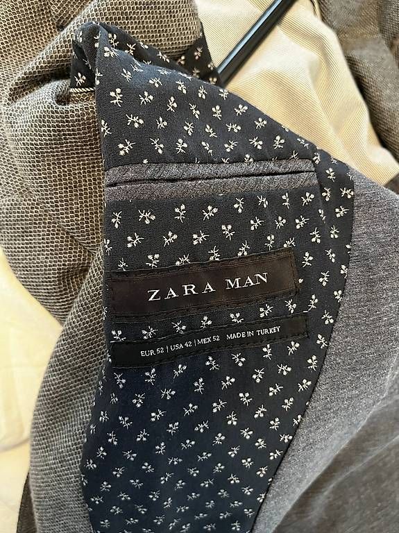 Vestes: Herrenblazer Zara Man Gr. 52 – D'occasion à Liestal par Schatzsucher90 2