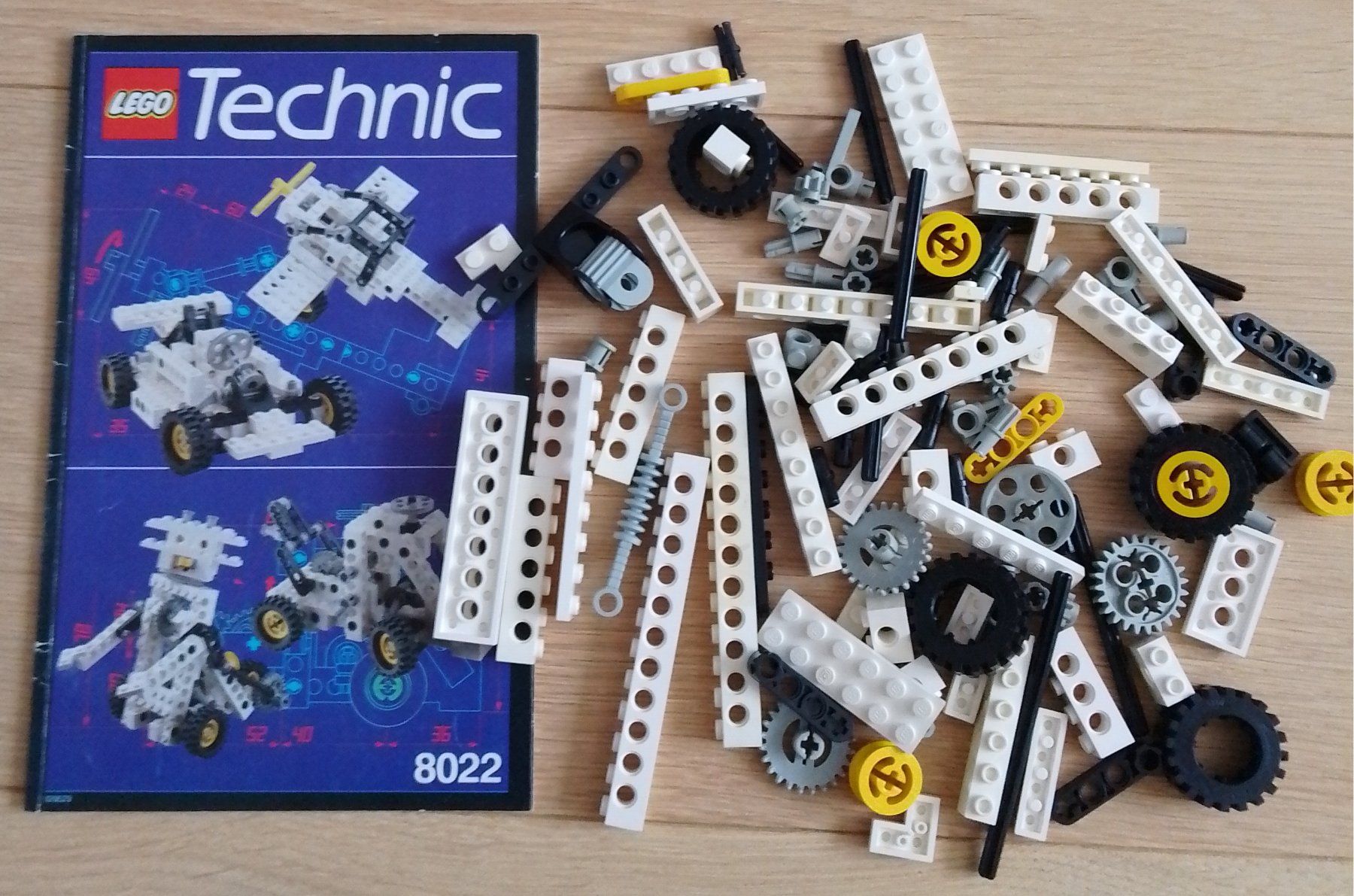 Lego Baukästen: Lego 8022 Technic Starter Set inkl. Anleitung gebraucht 1993 – Gebraucht aus Wohlen AG von salamanderspielwaren