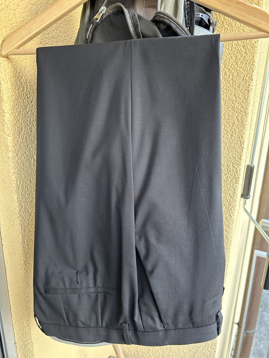 Hugo Boss Completi: Original Hugo Boss Anzug – Usato da Zürich venduto da Marvel07 3