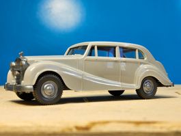 Rolls Royce Silver Wraith _ silbergrau _ Wiking 838 _ 1:87