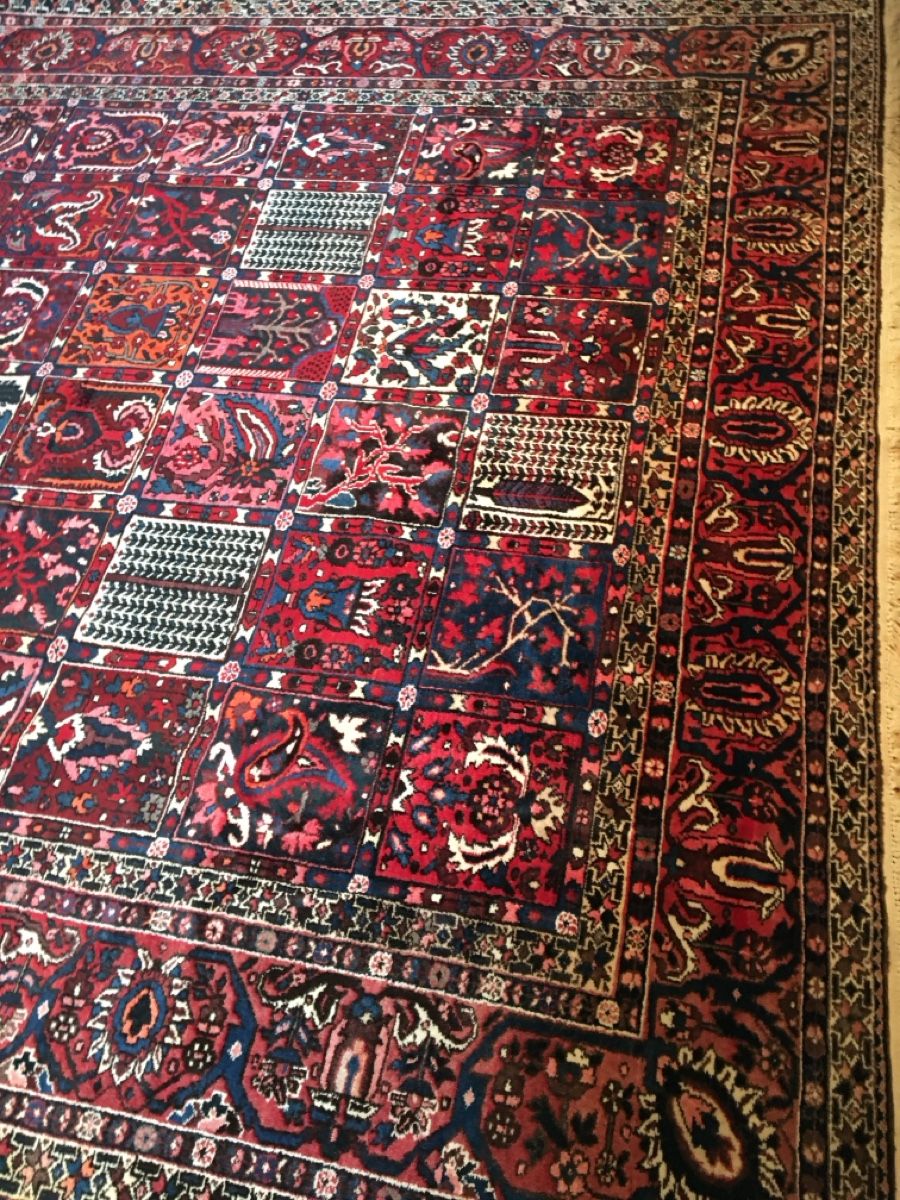 Teppiche: Antiker Orientteppich Bachtiar – Gebraucht aus Siebnen von Starlauf 1
