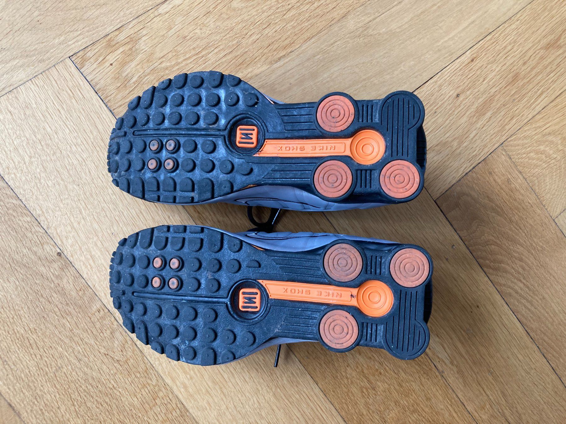 Nike Damenschuhe: Nike Shox R4 – Gebraucht aus Biel/Bienne von NoaBra 3