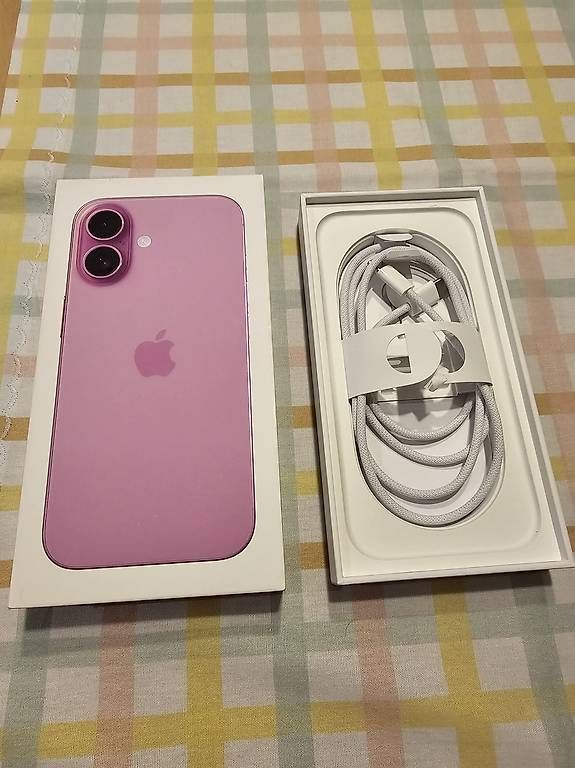 Apple Telefoni cellulari / Smartphones: Apple iPhone 16 Pink – Usato da Fällanden venduto da Fairamay