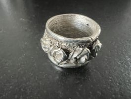 Ring silbrig mit Rosen, Unikat, handgemacht
