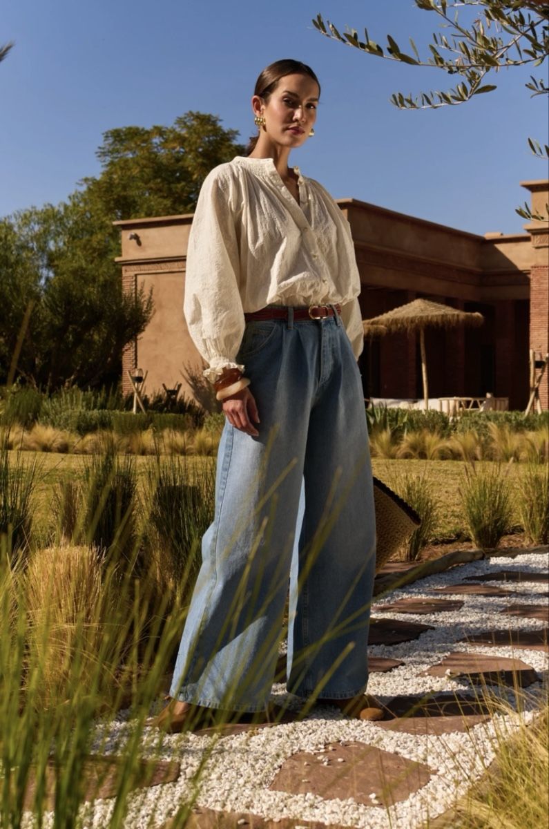 Camicette: Blouse blanche maison Stella et Suzie – Nuovo (secondo la descrizione) da Lausanne venduto da sou_w9bl 1