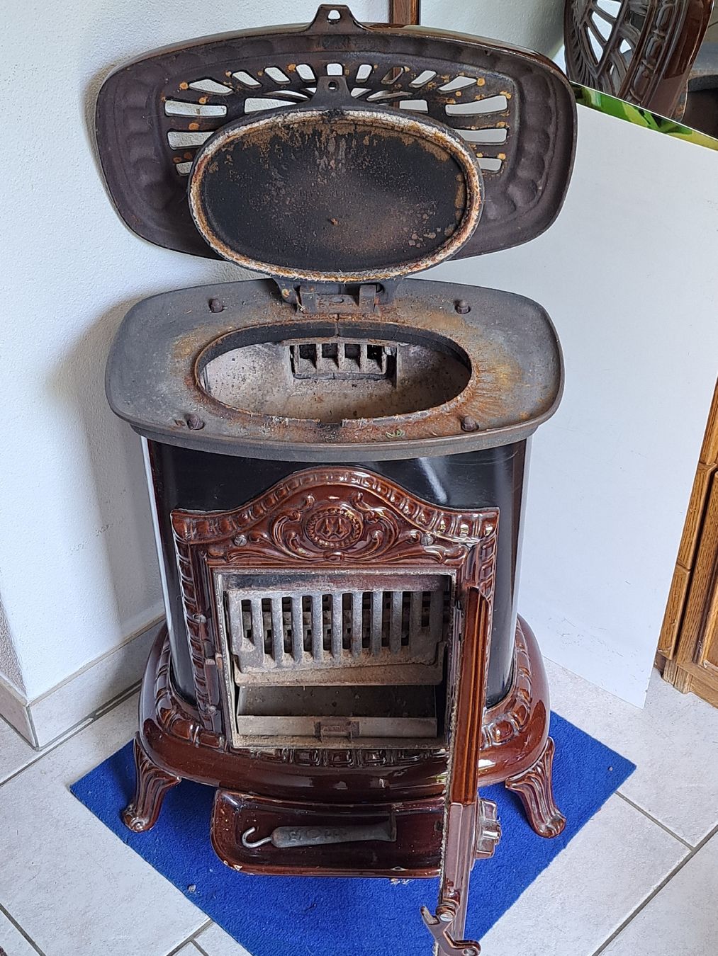 Altri mobili d'antiquariato: Gussofen – Usato da Wettingen venduto da ML03 2