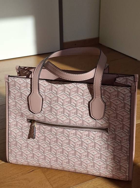Guess Borse da donna: Guess Tasche Rosa – Usato da Kriens venduto da nin_52cn 3