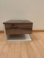 2x Designer Nachttische