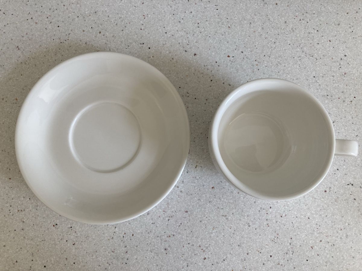 Maxwell & Williams Tazze: Maxwell & Williams Cappuccino Kaffee Tasse mit Unterteller – Usato da Zürich venduto da dolcicaramelle2 1