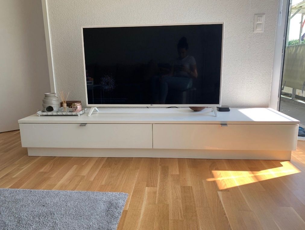 Mobili TV: TV-Sideboard / Lowboard weiss – Usato da Schindellegi venduto da Ernixxman02