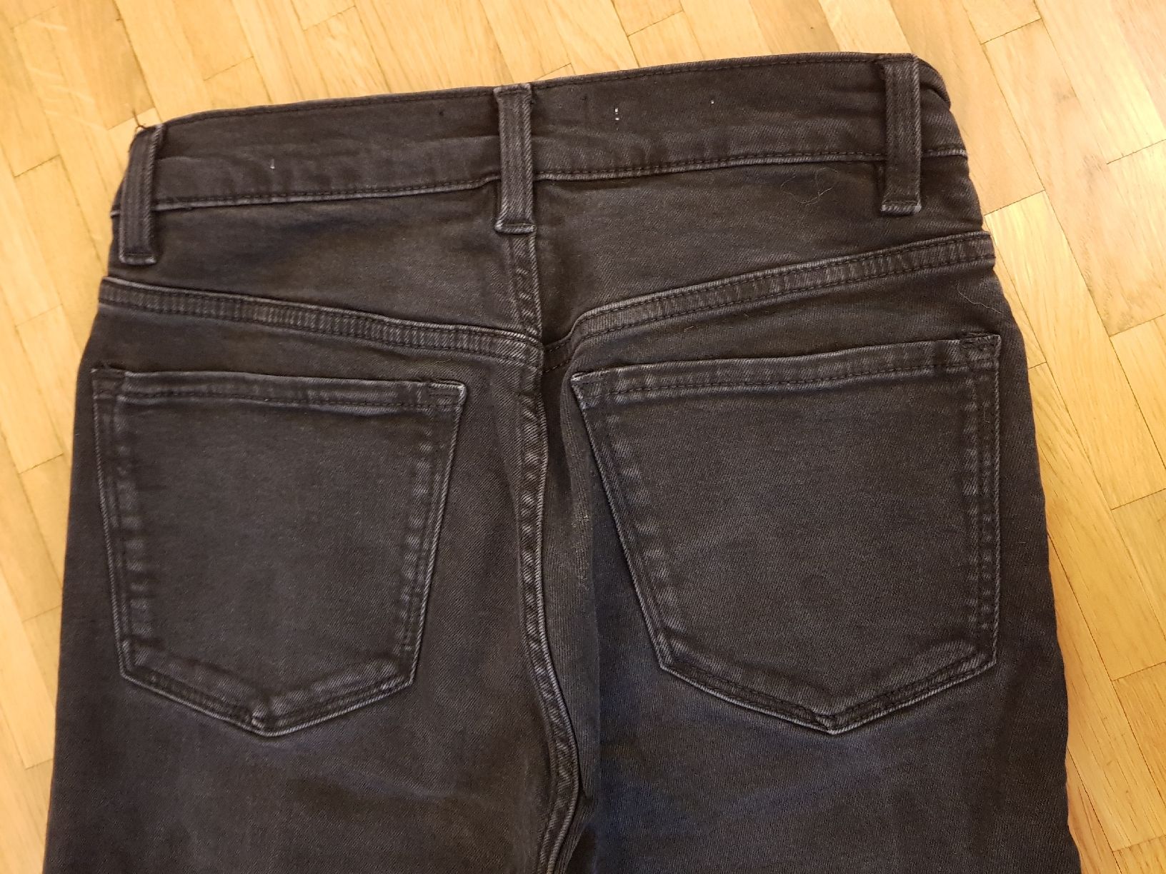 Mango Jeans: Jeans MNG noir, taille 36 - neuf – Nuovo (secondo la descrizione) da Veyrier venduto da sosozizou 3