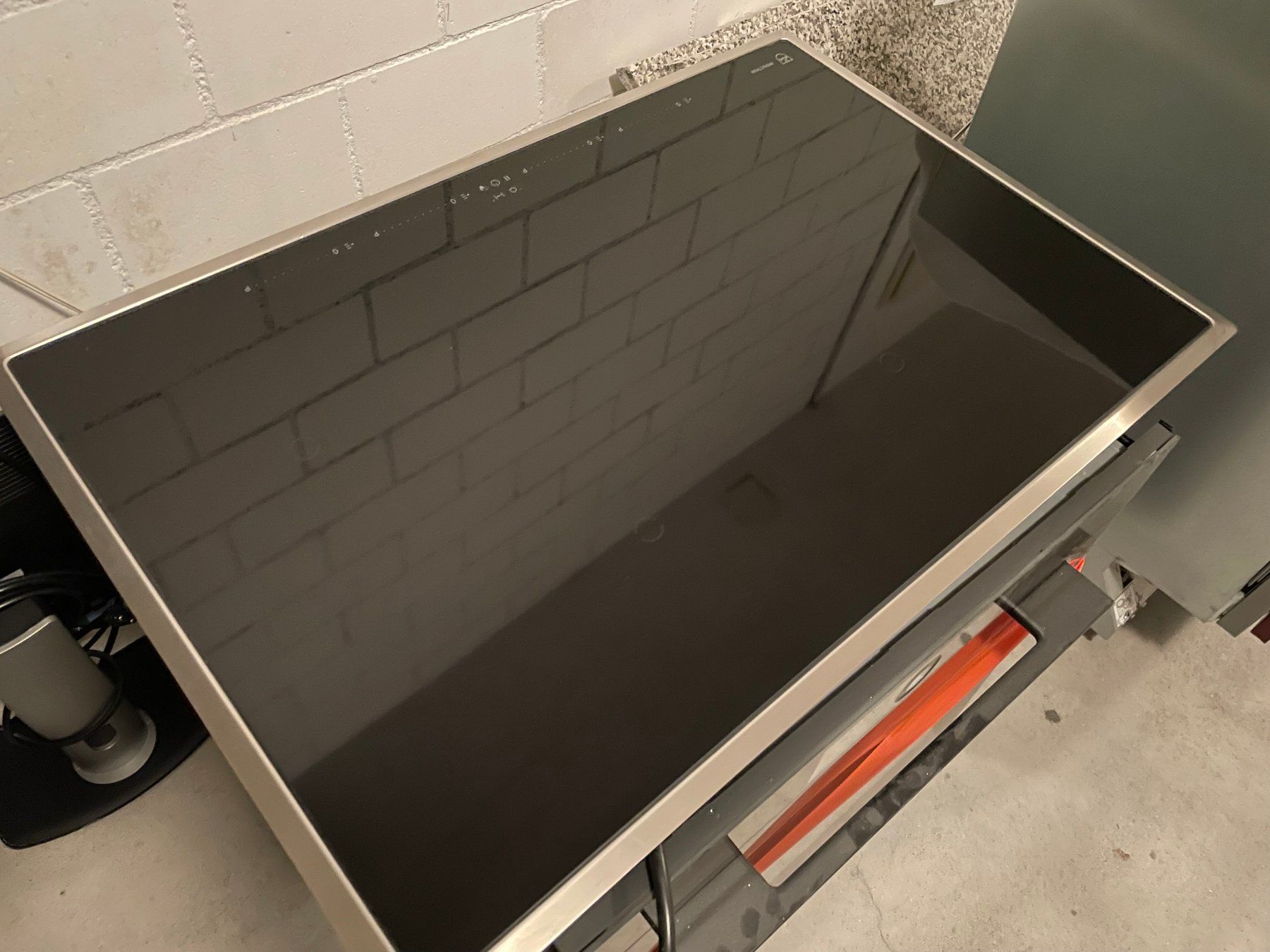 V-Zug Cucine: V-ZUG Induktionskochfeld – Usato da Uerikon venduto da se__77gt